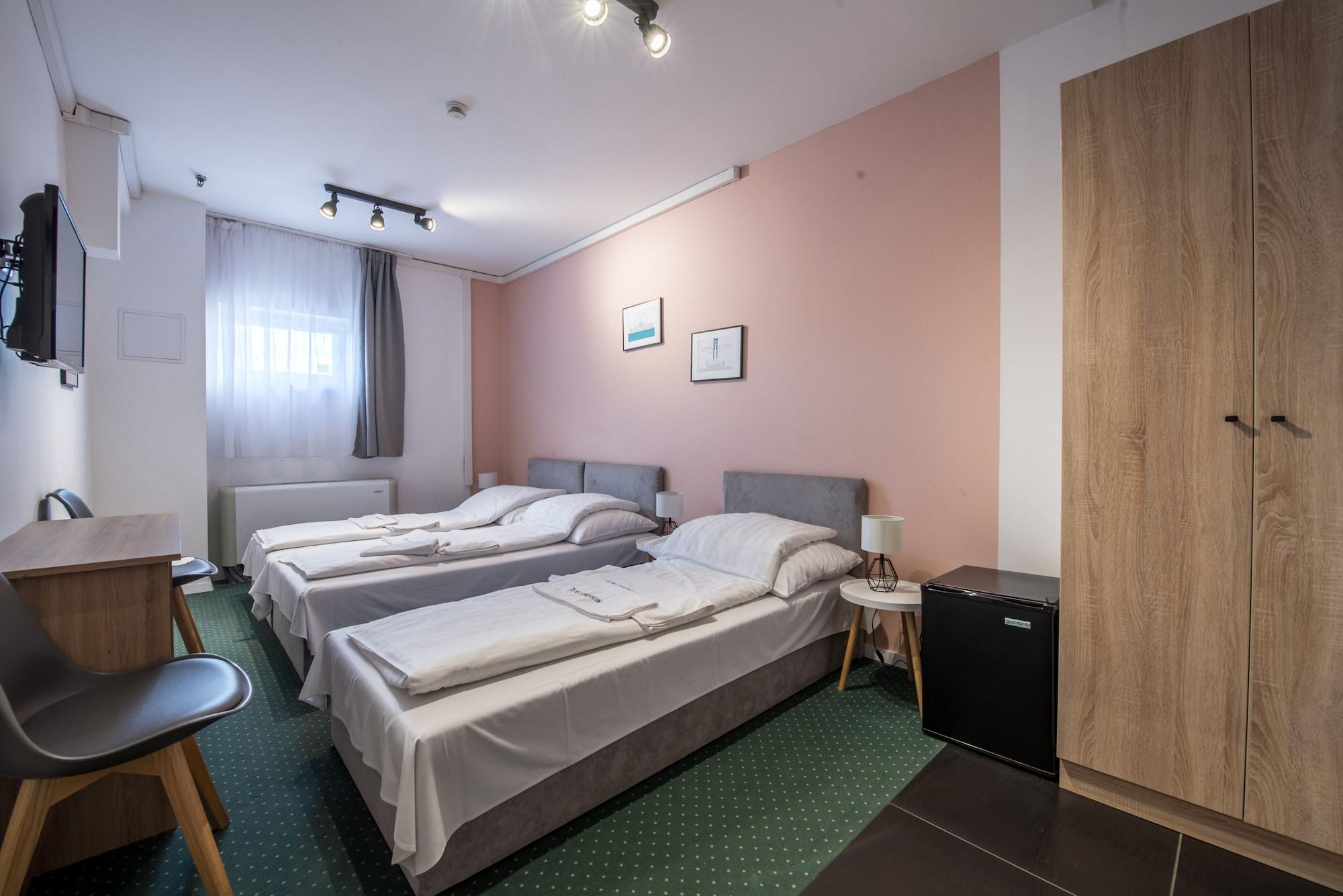 Hotel Chesscom Budapest Eksteriør billede